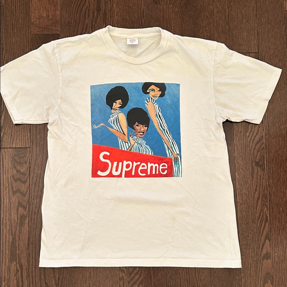 Supreme group tee t-shirt men’s medium